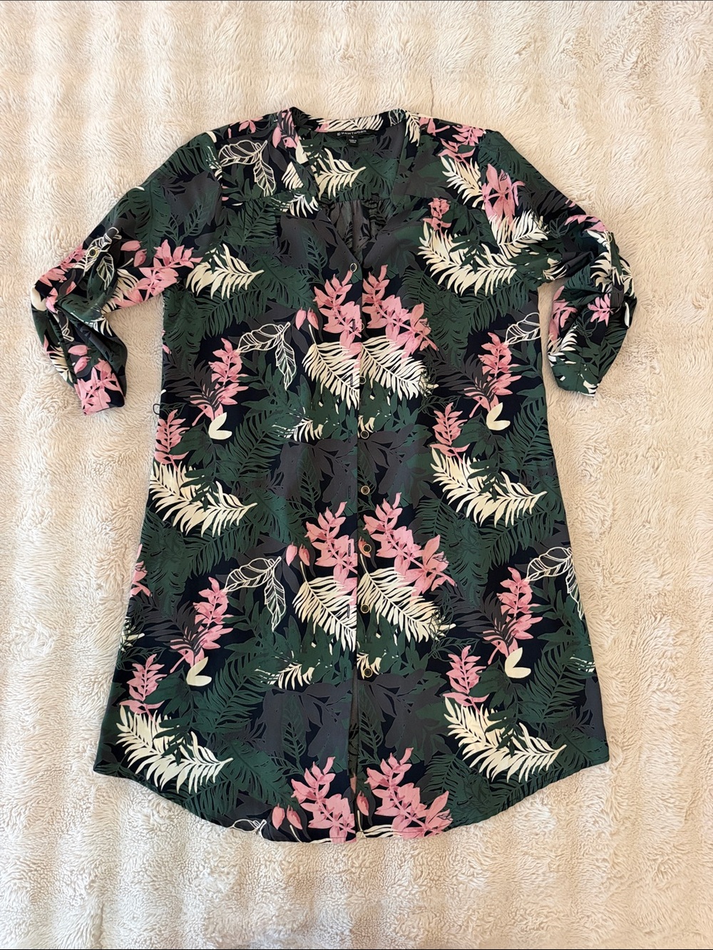Floral Button-Front Tunic Top in Dark Green